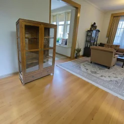 Vaisseliers Contemporains|Vaisseliers Contemporains|Helena Bibliothèque vitrée Hévéa 2 portes, 2 tiroirs, 120x38x170cm