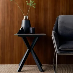 Univers Déco·Design Contemporain|OTTAWA Bout de canapé design en céramique blanche marbrée