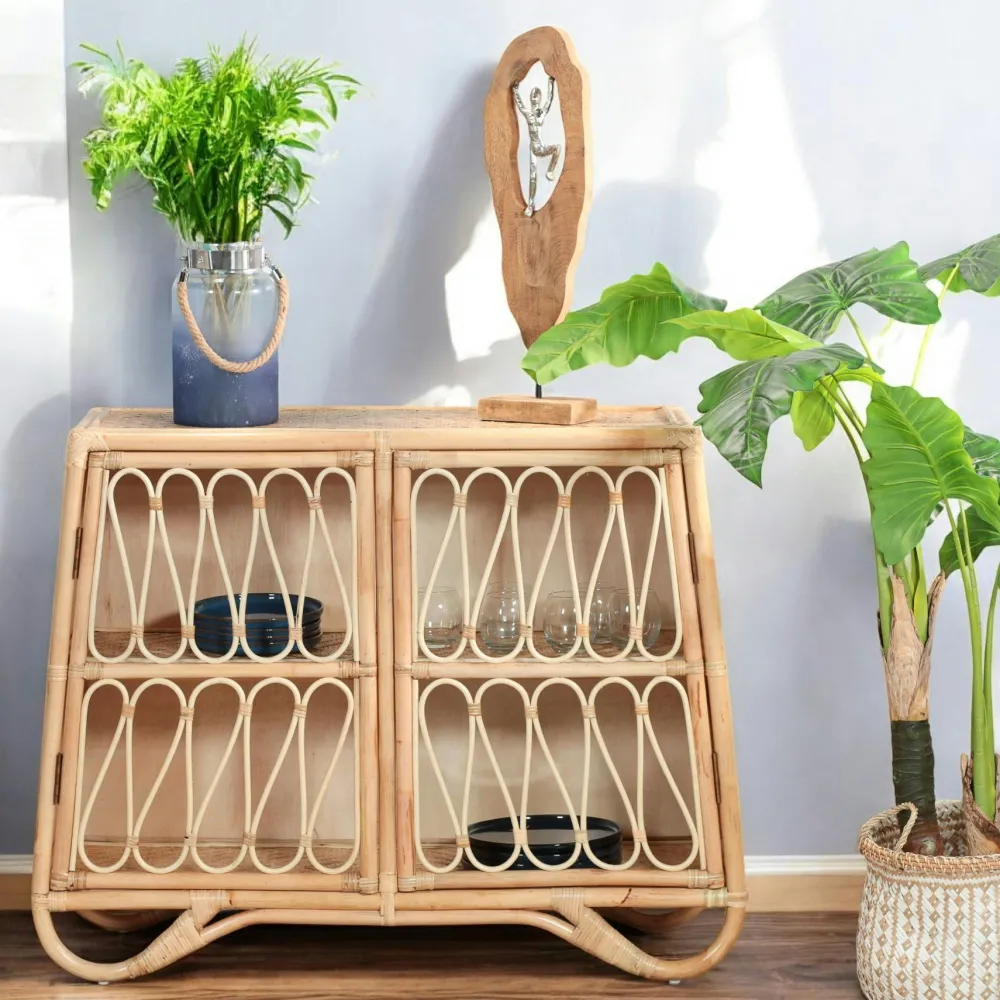 Univers Déco·Scandinave Hygge|Univers Déco·Globe-Trotter|BALI Buffet en rotin avec façade ajourée