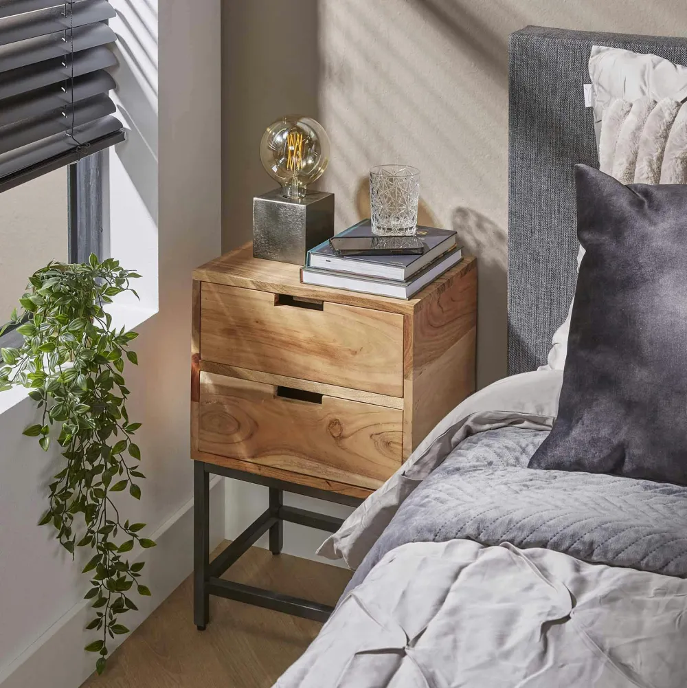 Tables De Chevet Industrielles|Melbourne Chevet en bois d'acacia avec poignées intégrées