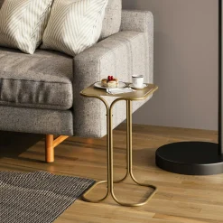 Bouts De Canapé En Métal|JENA Petite table d'appoint dorée carrée - finition mate